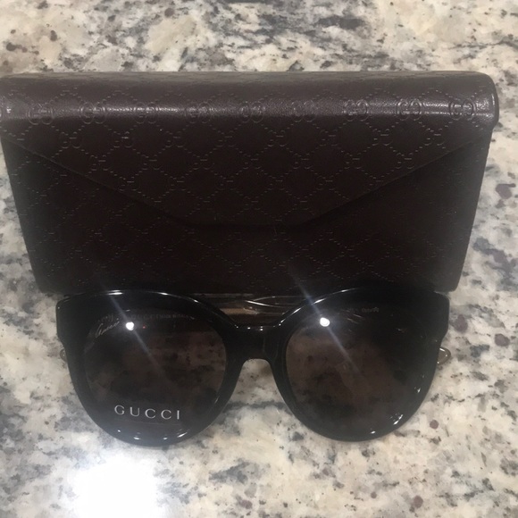 Gucci Dark Havana brown sunglasses - Picture 8 of 8